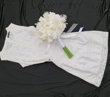 Load image into Gallery viewer, Milky white bridal bouquet & buttonhole with white feathers - Elopement set