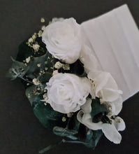 Load image into Gallery viewer, Everlasting Groom's pocket flowers w mini preserved roses - dark green & white