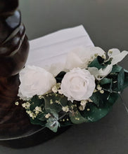 Load image into Gallery viewer, Everlasting Groom's pocket flowers w mini preserved roses - dark green & white