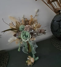 Load image into Gallery viewer, Everlasting flowers sage, olive and mint green Elopement set - Bridal bouquet and buttonhole