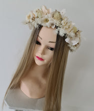 Load image into Gallery viewer, Boho everlasting flowers crown – wedding, maternity photoshoot