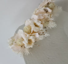 Load image into Gallery viewer, Boho everlasting flowers crown – wedding, maternity photoshoot