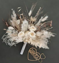 Load image into Gallery viewer, Everlasting flowers Boho style cake topper – Happy Birthday