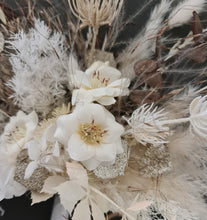 Load image into Gallery viewer, Everlasting flowers Boho style cake topper – Happy Birthday