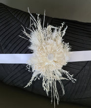 Load image into Gallery viewer, Preserved flowers boho corsage in white & neutral – School formal / wedding