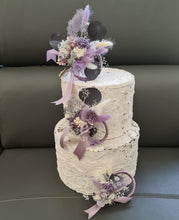 Load image into Gallery viewer, Preserved flowers - triple cake toppers / rings – violet, purple & silver