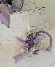 Load image into Gallery viewer, Preserved flowers - triple cake toppers / rings – violet, purple & silver