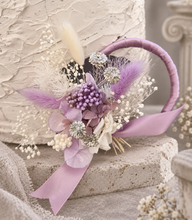 Load image into Gallery viewer, Preserved flowers - triple cake toppers / rings – violet, purple & silver