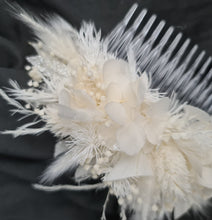 Load image into Gallery viewer, Larger size white preserved flowers comb – Wedding, school formal, engagement