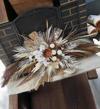 Load image into Gallery viewer, Everlasting Boho arbour backdrop hanging flowers - HIRE ONLY