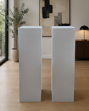 Load image into Gallery viewer, Plinth Acrylic white (25 x 25) - 90cm - HIRE ONLY