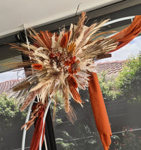 Load image into Gallery viewer, Double Circle Backdrop & 2 x rustic flowers - HIRE ONLY