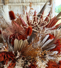 Load image into Gallery viewer, Rustic preserved Bride & Groom Table flowers - HIRE ONLY