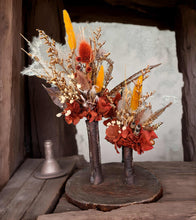 Load image into Gallery viewer, Wood round bud vases with rustic preserved flowers - HIRE ONLY