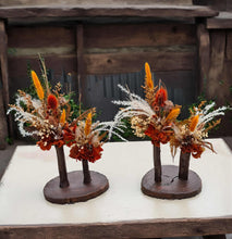 Load image into Gallery viewer, Wood round bud vases with rustic preserved flowers - HIRE ONLY