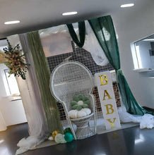 Load image into Gallery viewer, White mesh, green / pink – Baby boxes Package - HIRE ONLY