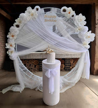 Load image into Gallery viewer, White double circle backdrop package w flowers and plinth - HIRE ONLY