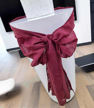 Load image into Gallery viewer, White cylinder plinth cake or flower stand - 90cm with bow - HIRE ONLY