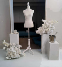 Load image into Gallery viewer, Bridal Preparation Room – Basic Set up – Option 1 - HIRE ONLY