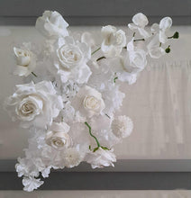 Load image into Gallery viewer, Bridal Preparation Room – Deluxe - HIRE ONLY