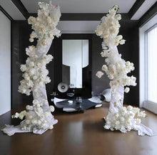 Load image into Gallery viewer, Set of 2 White Curved backdrop Metal arch frame - HIRE ONLY