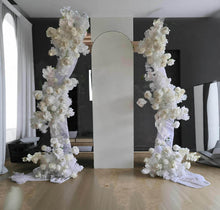 Load image into Gallery viewer, Set of 3 White Curved backdrop arch frames - HIRE ONLY