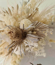 Load image into Gallery viewer, Baby shower neutral welcome sign w flowers - HIRE ONLY