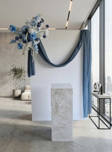 Load image into Gallery viewer, White rectangular backdrop 2.1m, blue flowers & cake stand - HIRE ONLY