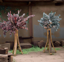 Load image into Gallery viewer, Rustic flower stand (no flowers) 1m tall - HIRE ONLY