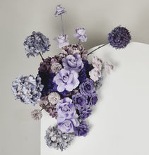 Load image into Gallery viewer, 1.8m foldable arch & purple / violet flowers – Basic Package - HIRE ONLY