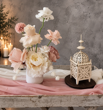 Load image into Gallery viewer, Boho blush romantic table / aisle flowers - HIRE ONLY