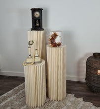 Load image into Gallery viewer, Set of 3 ribbed boho plinths / cake stands - HIRE ONLY