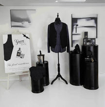 Load image into Gallery viewer, Grooms Preparation Room - Set up Option 4 - HIRE ONLY