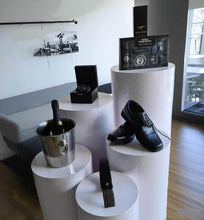 Load image into Gallery viewer, Grooms Preparation Room - Set up Option 8 - HIRE ONLY