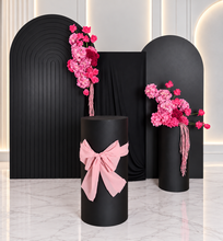 Load image into Gallery viewer, Black & pink package - 3 x black arch, 2 x flowers & 2 x plinths - HIRE ONLY