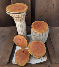 Load image into Gallery viewer, Rustic wood rounds (30cm) - HIRE ONLY