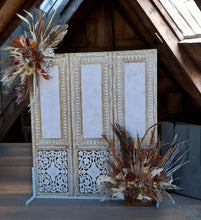 Load image into Gallery viewer, Rustic everlasting flowers & Boho backdrop – Option 4 - HIRE ONLY