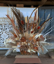 Load image into Gallery viewer, Rustic everlasting flowers & Boho backdrop – Option 4 - HIRE ONLY