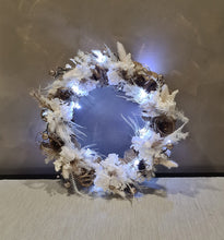 Load image into Gallery viewer, Preserved everlasting flowers Christmas wreath with lights