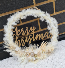 Load image into Gallery viewer, Boho elegant Everlasting flowers Christmas Wreath