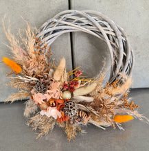 Load image into Gallery viewer, Rustic Everlasting flowers Christmas Wreath