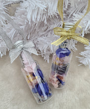 Load image into Gallery viewer, Preserved Everlasting flowers Christmas Bottles Xmas Décor - Blue Colours