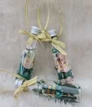 Load image into Gallery viewer, Preserved Everlasting flowers Christmas Bottles Xmas Décor - Green Colours