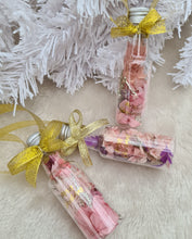Load image into Gallery viewer, Preserved Everlasting flowers Christmas Bottles Xmas Décor - Pink & Purple Colours