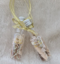 Load image into Gallery viewer, Preserved Everlasting flowers Christmas Bottles Xmas Décor - Neutral Colours