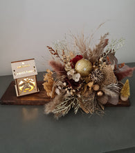 Load image into Gallery viewer, Boho Rustic Preserved flowers Xmas deco with lights XMAS94