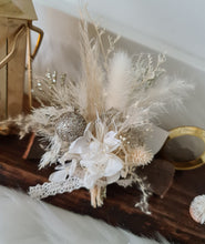 Load image into Gallery viewer, Boho Preserved flowers Xmas deco with lantern XMAS95