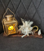 Load image into Gallery viewer, Boho Preserved flowers Xmas deco with lantern XMAS95