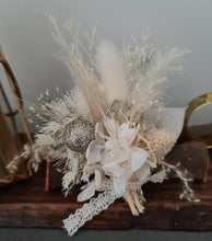Load image into Gallery viewer, Boho Preserved flowers Xmas deco with lantern XMAS95