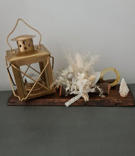 Load image into Gallery viewer, Boho Preserved flowers Xmas deco with lantern XMAS95
